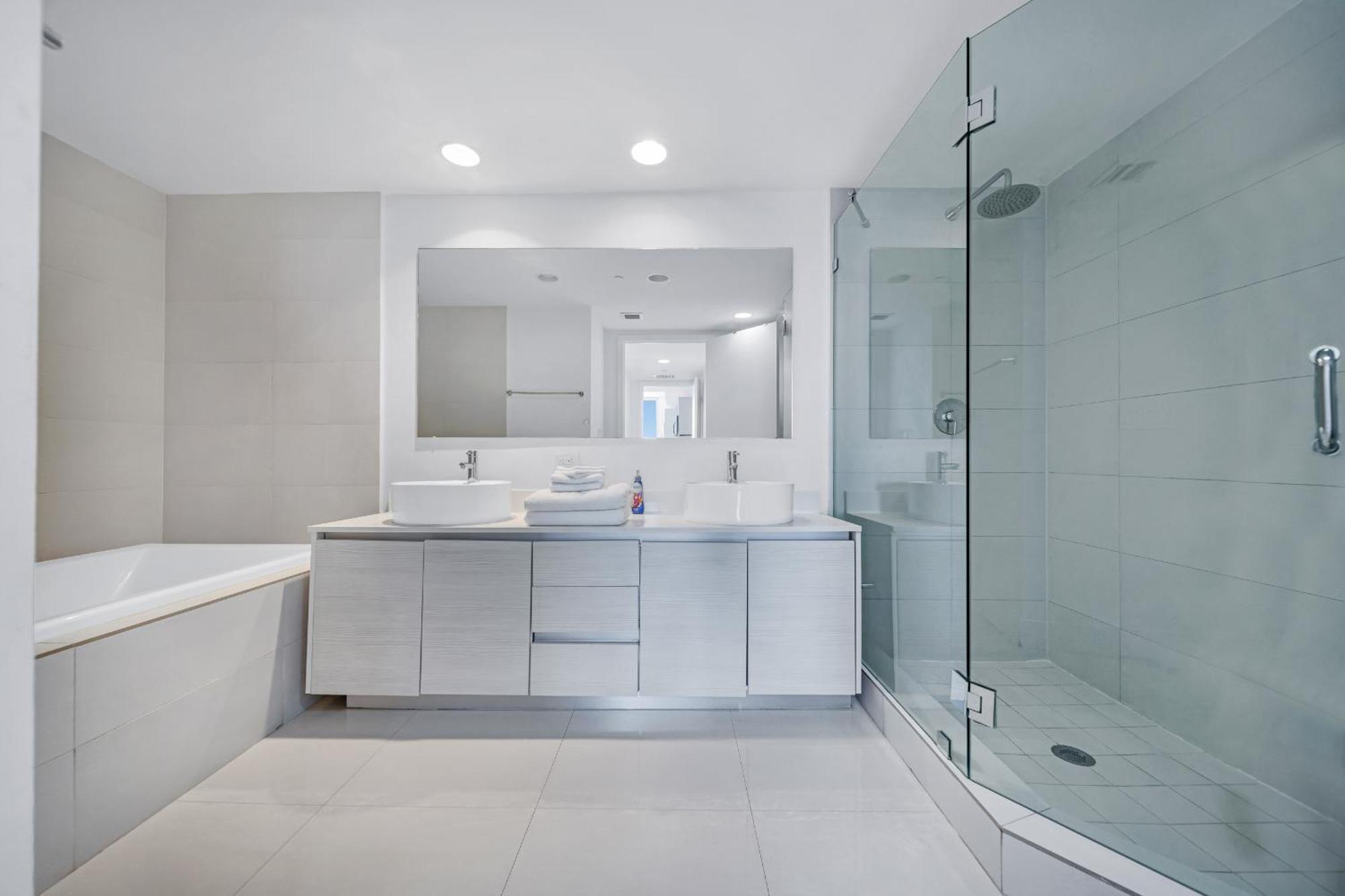 Resort-Style Living With Direct Ocean Views - 3Br Beauty Hallandale Beach Exterior foto