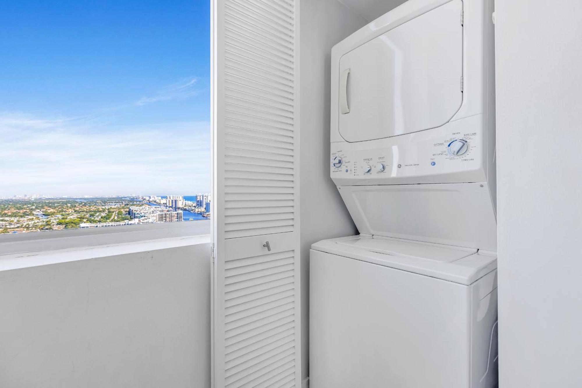 Resort-Style Living With Direct Ocean Views - 3Br Beauty Hallandale Beach Exterior foto